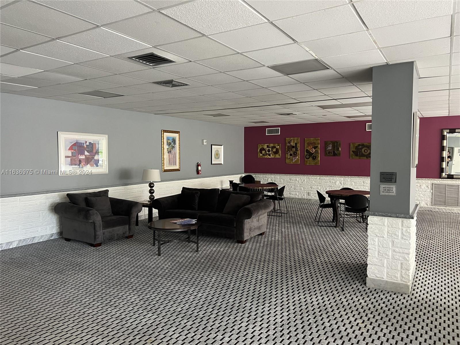 BAYVIEW TOWERS CONDO SOUT - Residential