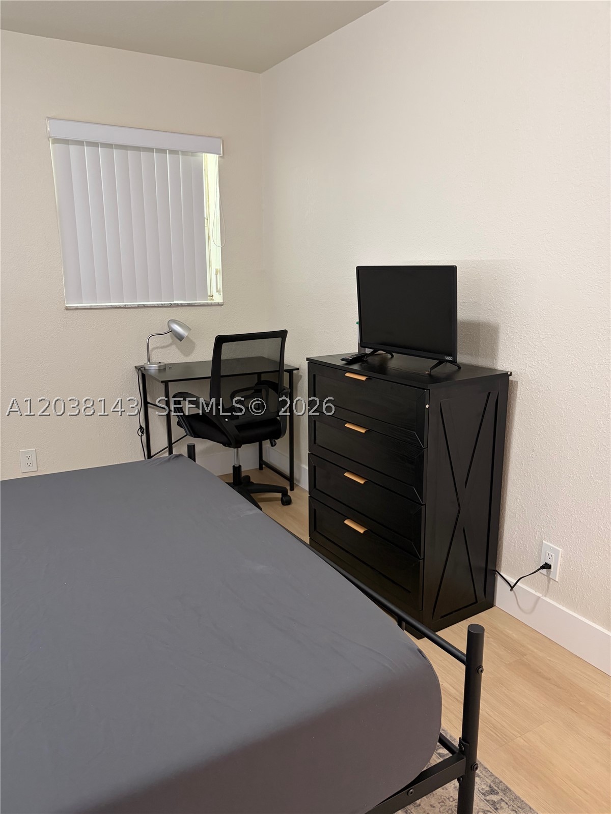 HOLLYWOOD SOUTH SIDE ADD - Residential Lease