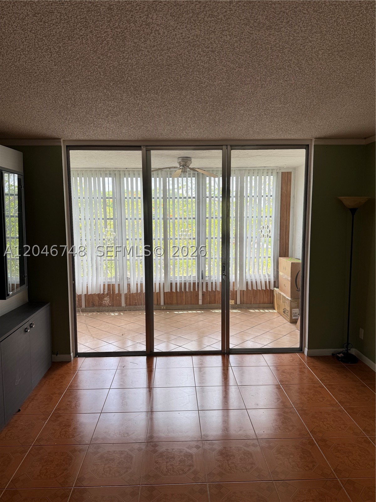 CYPRESS CHASE CONDO NO 6 - Residential