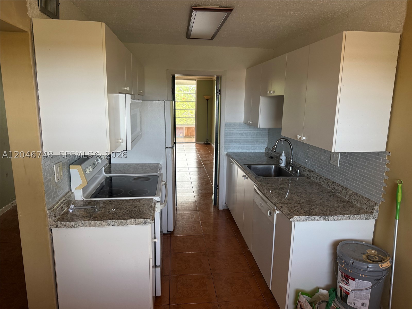 CYPRESS CHASE CONDO NO 6 - Residential