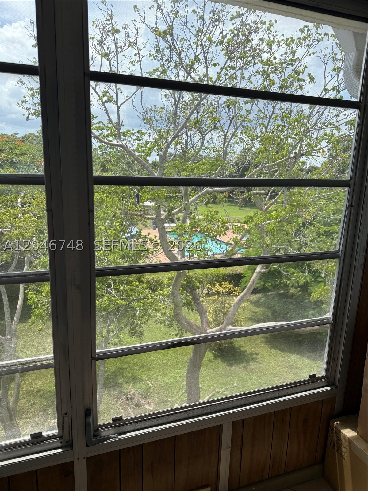 CYPRESS CHASE CONDO NO 6 - Residential