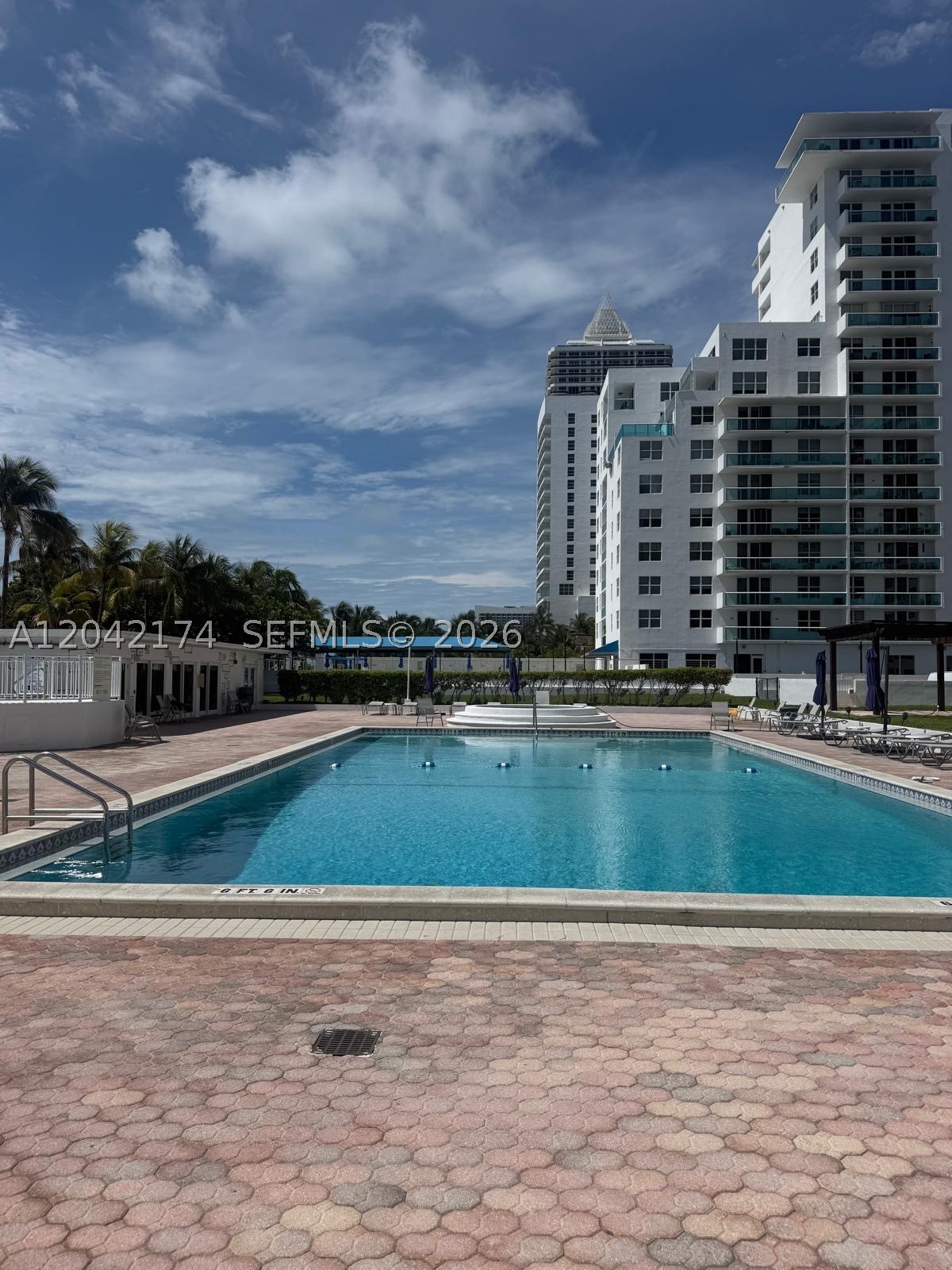 THE CARRIAGE CLUB NORTH C - Residential Lease