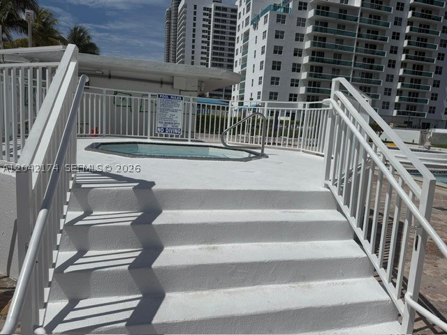 THE CARRIAGE CLUB NORTH C - Residential Lease