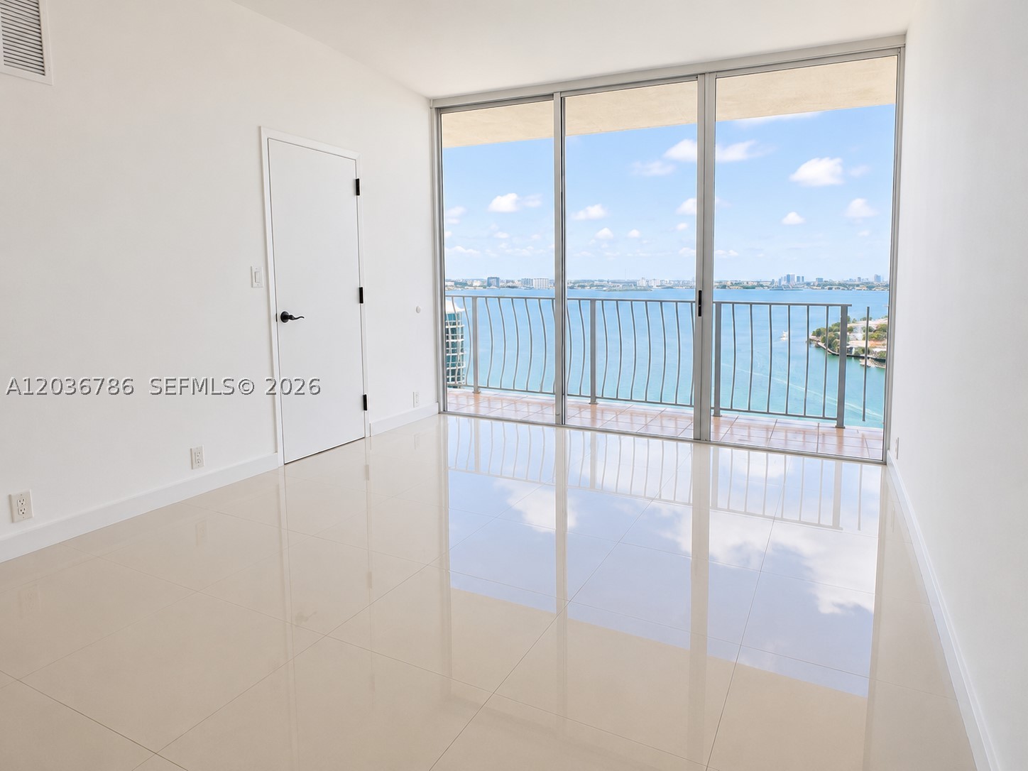 THE GRANDVIEW PALACE COND - Residential Lease