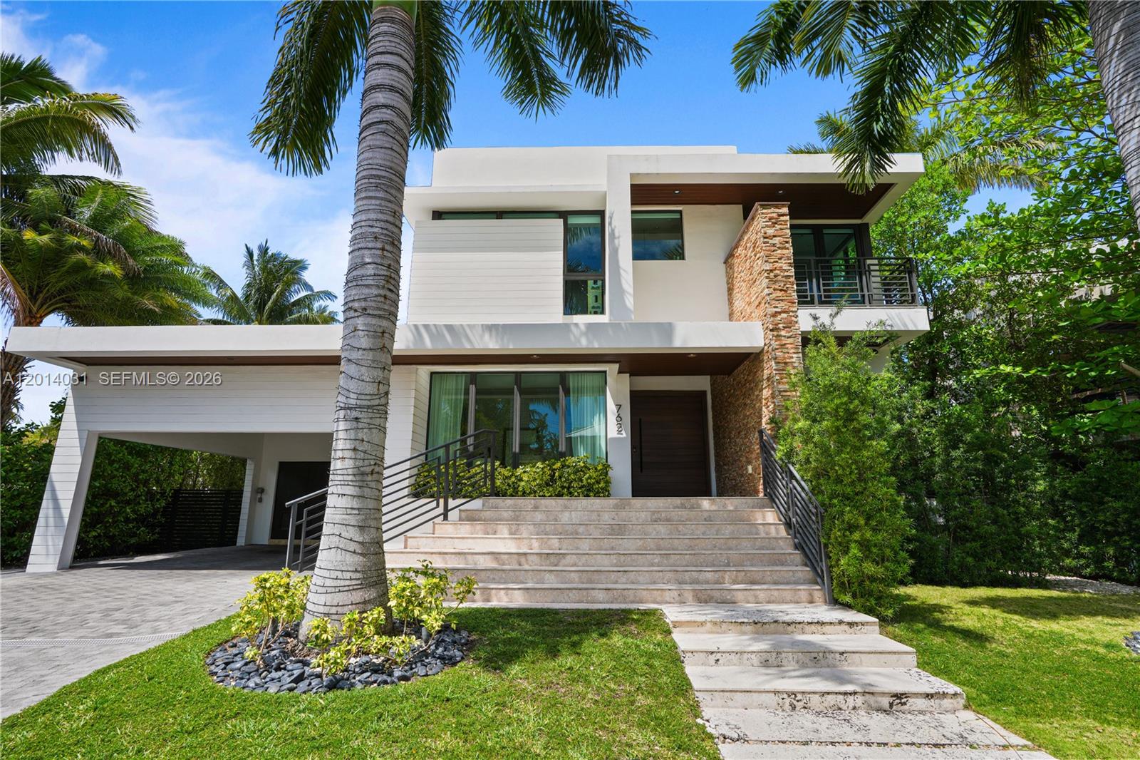BISCAYNE KEY ESTATES - Residential