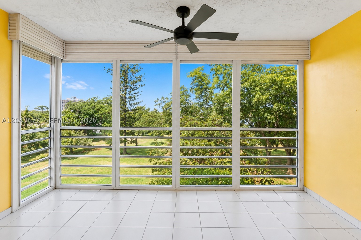 NO 38 PALM-AIRE COUNTRY C - Residential