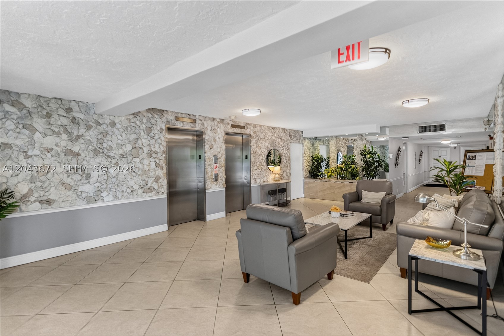 NO 38 PALM-AIRE COUNTRY C - Residential