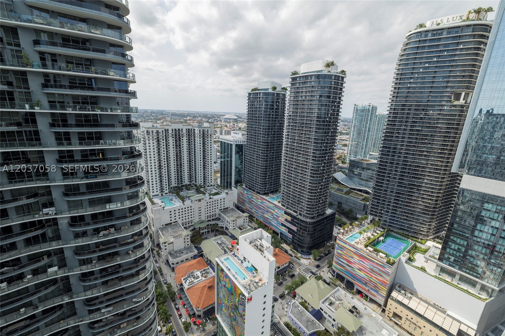 1010 BRICKELL CONDO - Residential Lease