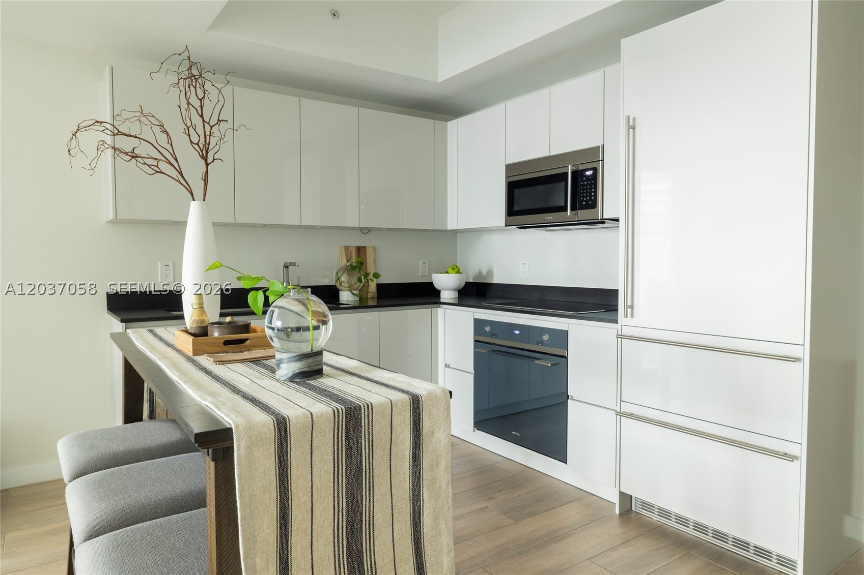 1010 BRICKELL CONDO - Residential Lease