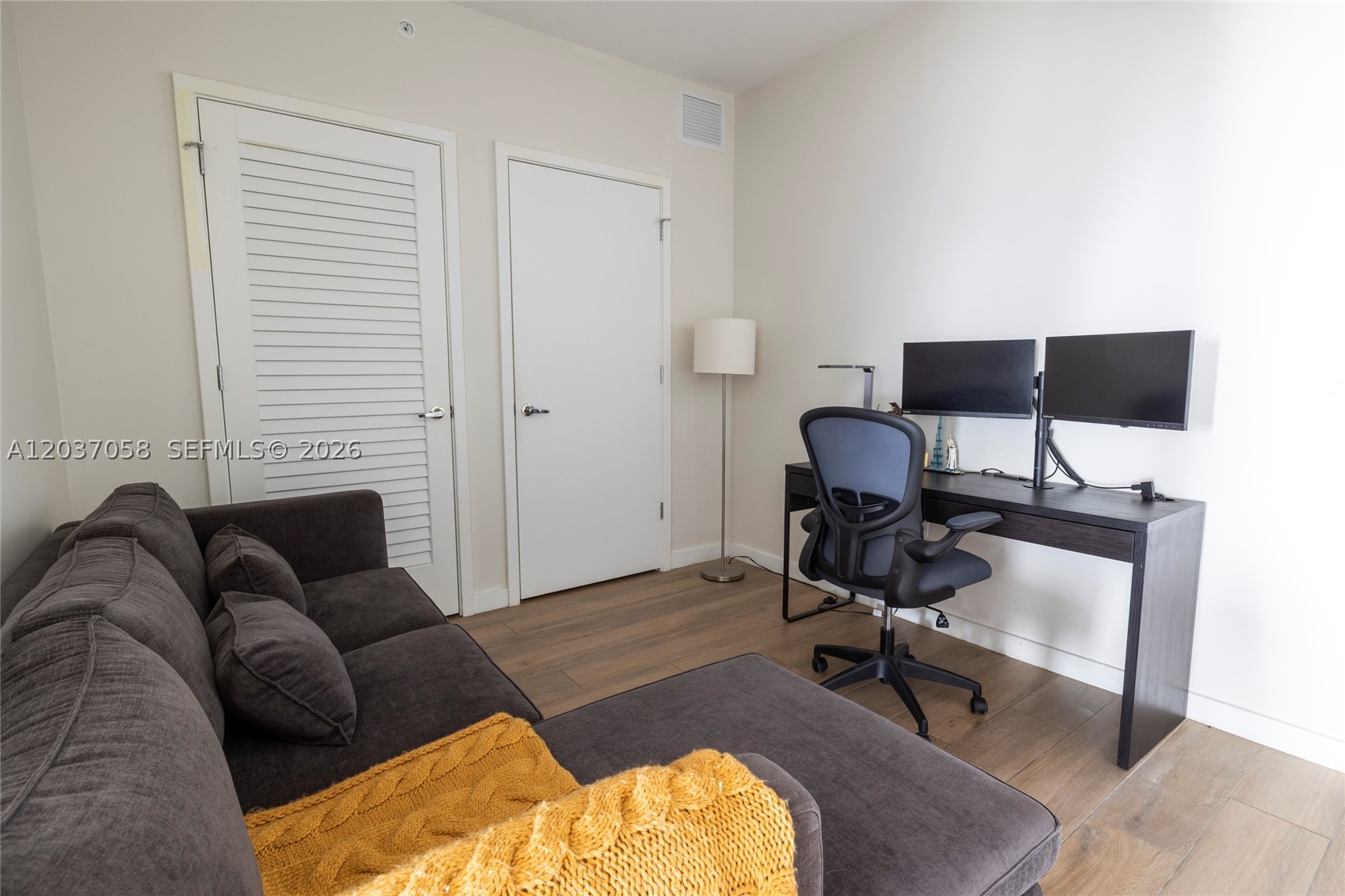 1010 BRICKELL CONDO - Residential Lease