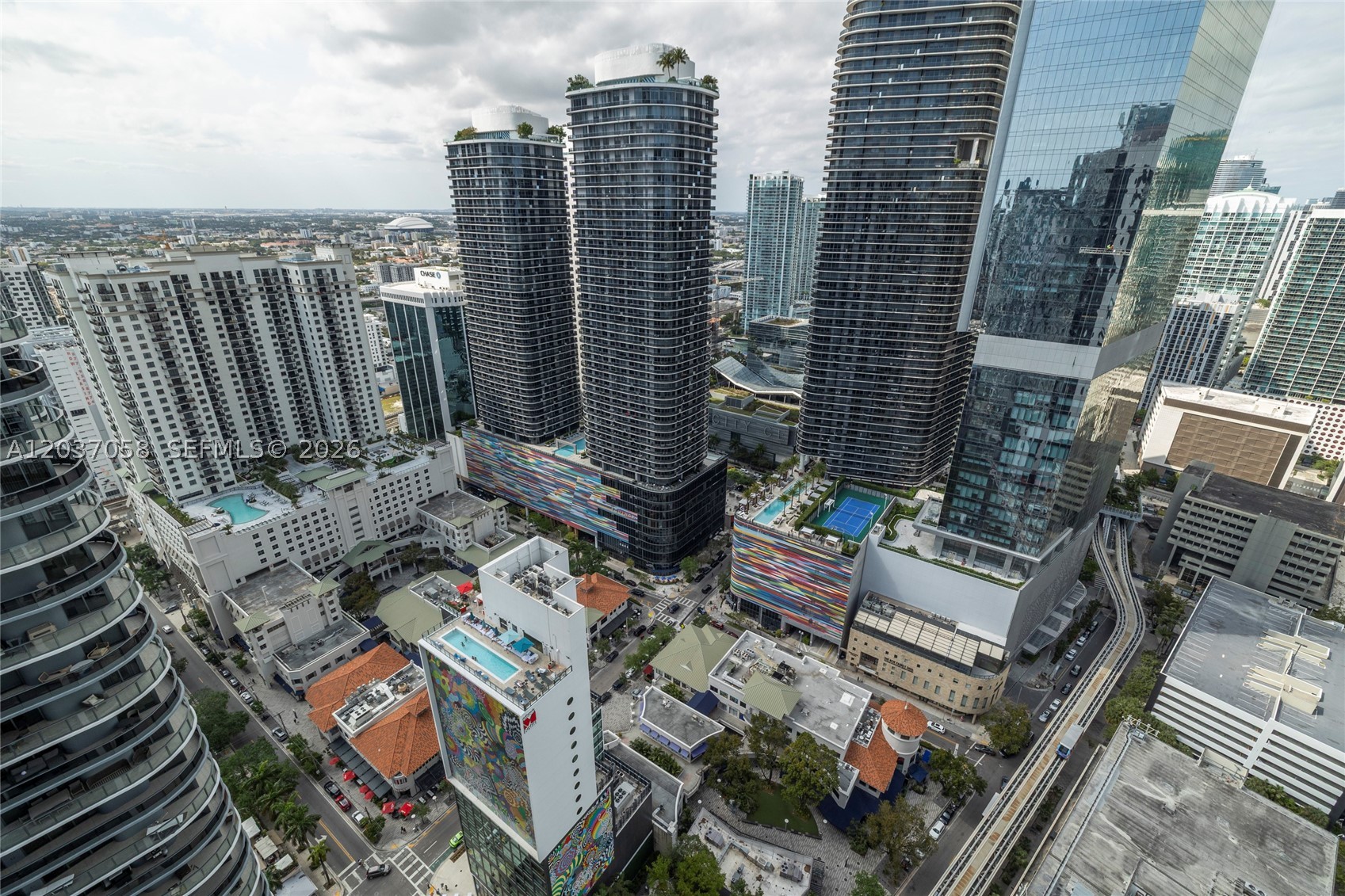 1010 BRICKELL CONDO - Residential Lease