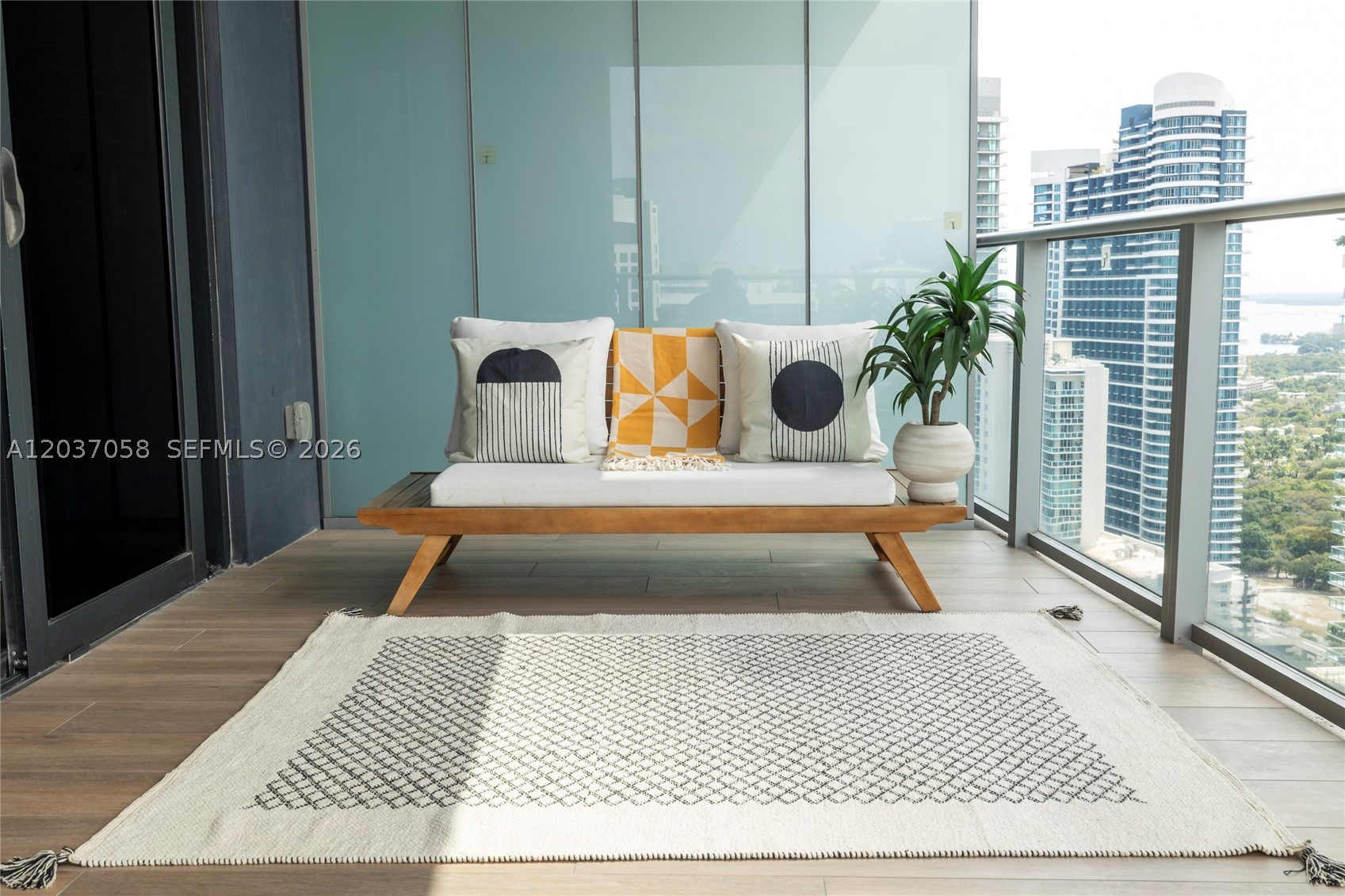 1010 BRICKELL CONDO - Residential Lease