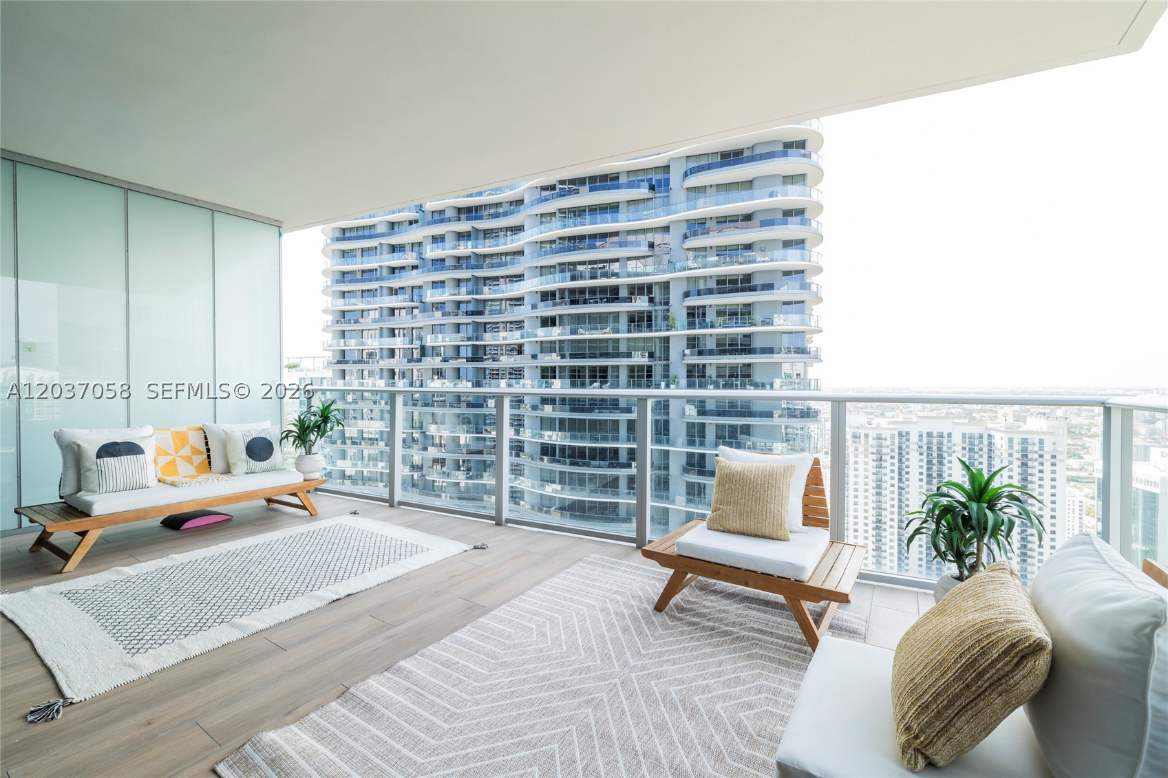 1010 BRICKELL CONDO - Residential Lease