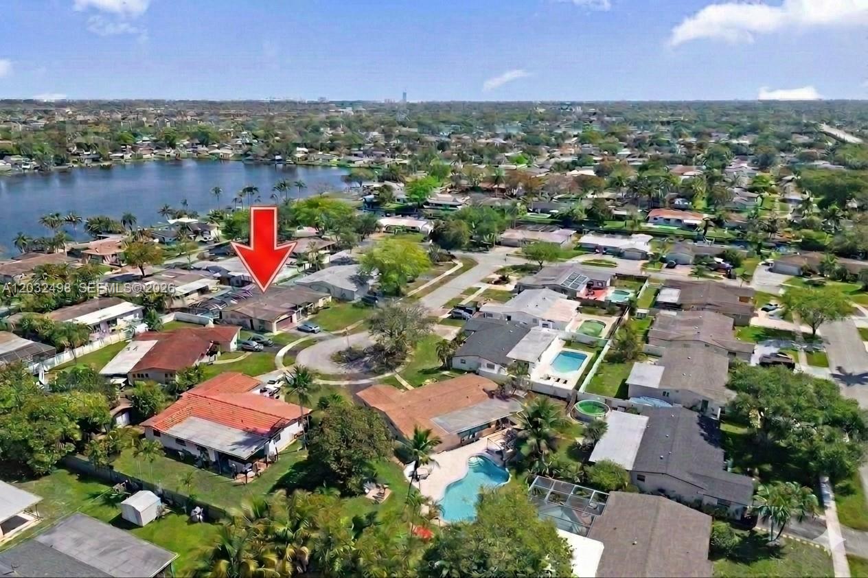 PASADENA LAKES WEST - Residential