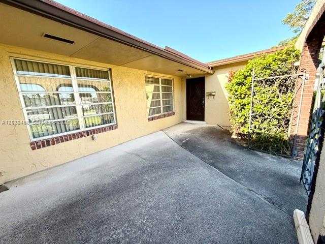 PASADENA LAKES WEST - Residential
