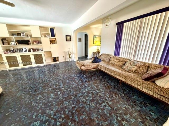 PASADENA LAKES WEST - Residential