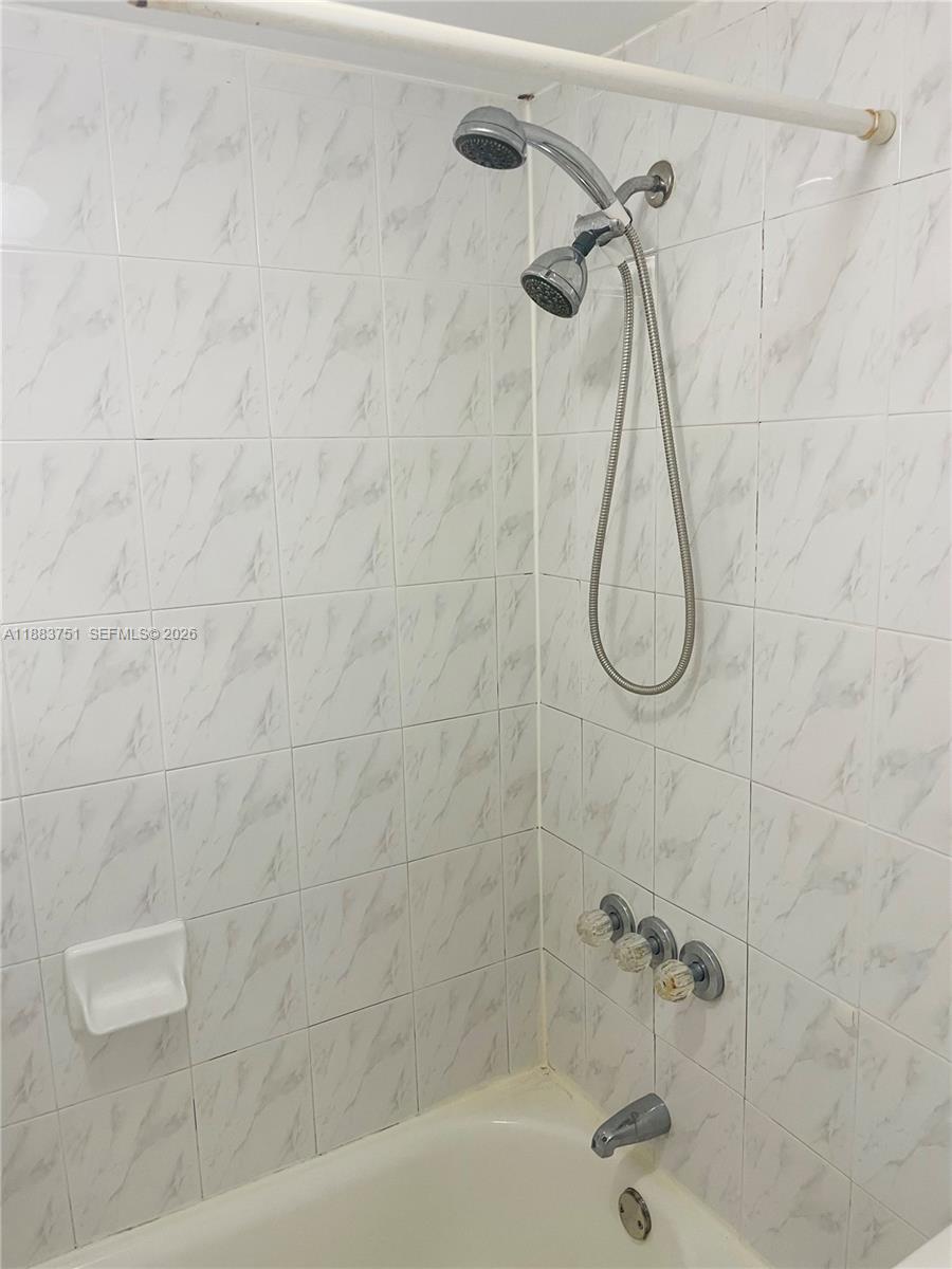PALM-EAST GARDENS CONDO - Residential