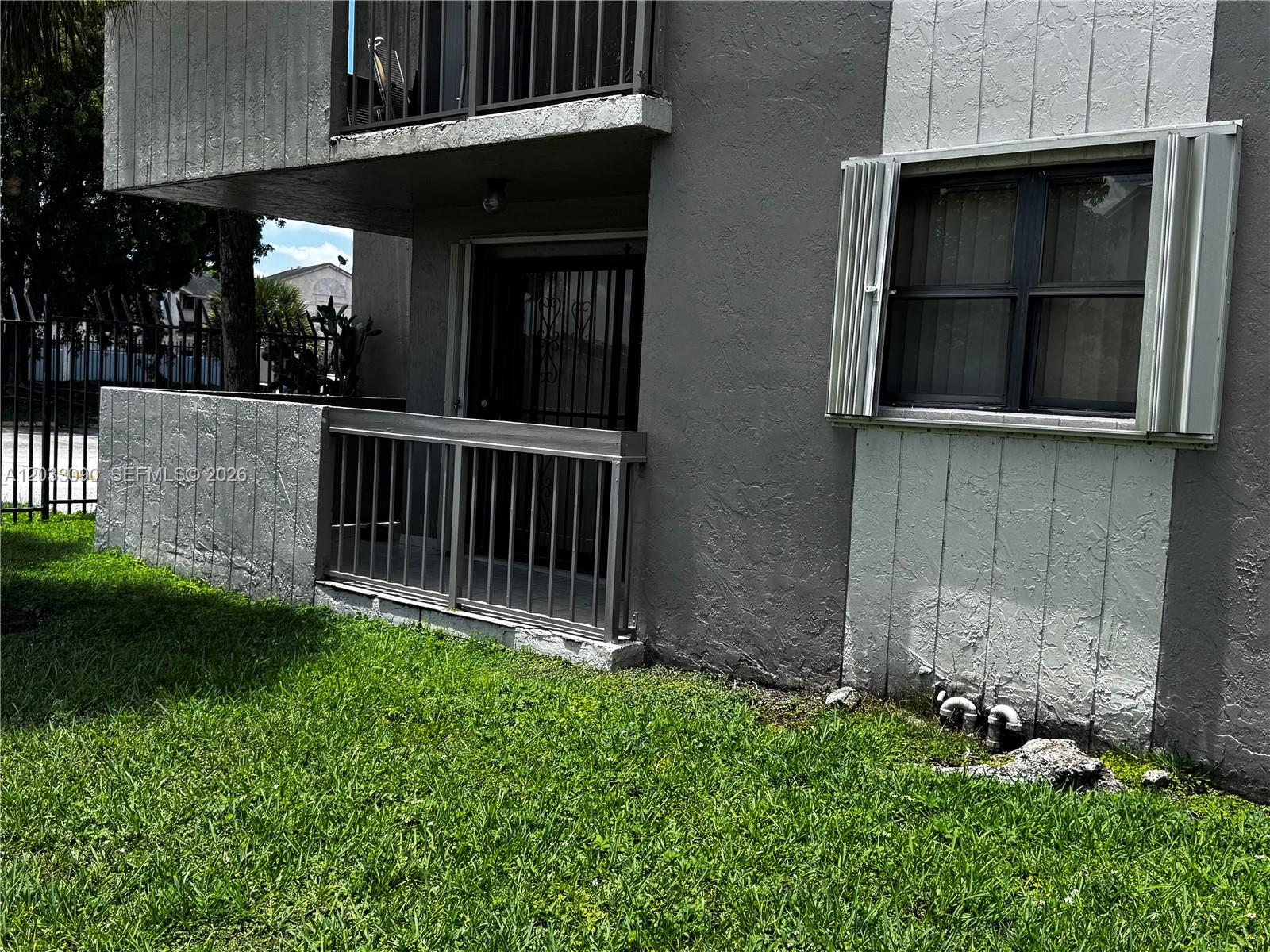 GARDEN LAKE TOWERS CONDO - Residential