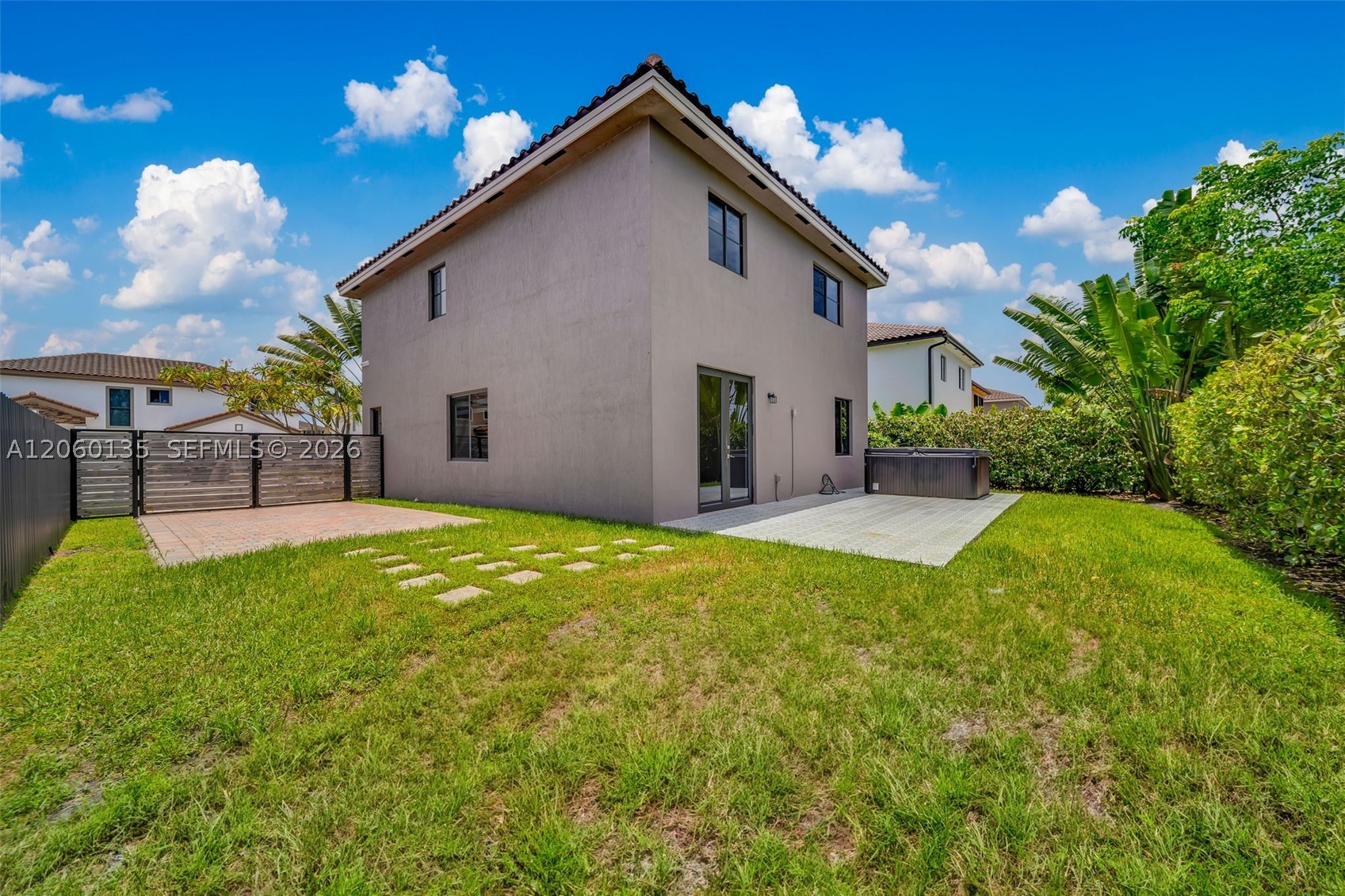 BAILES COMMONS SECOND ADD - Residential