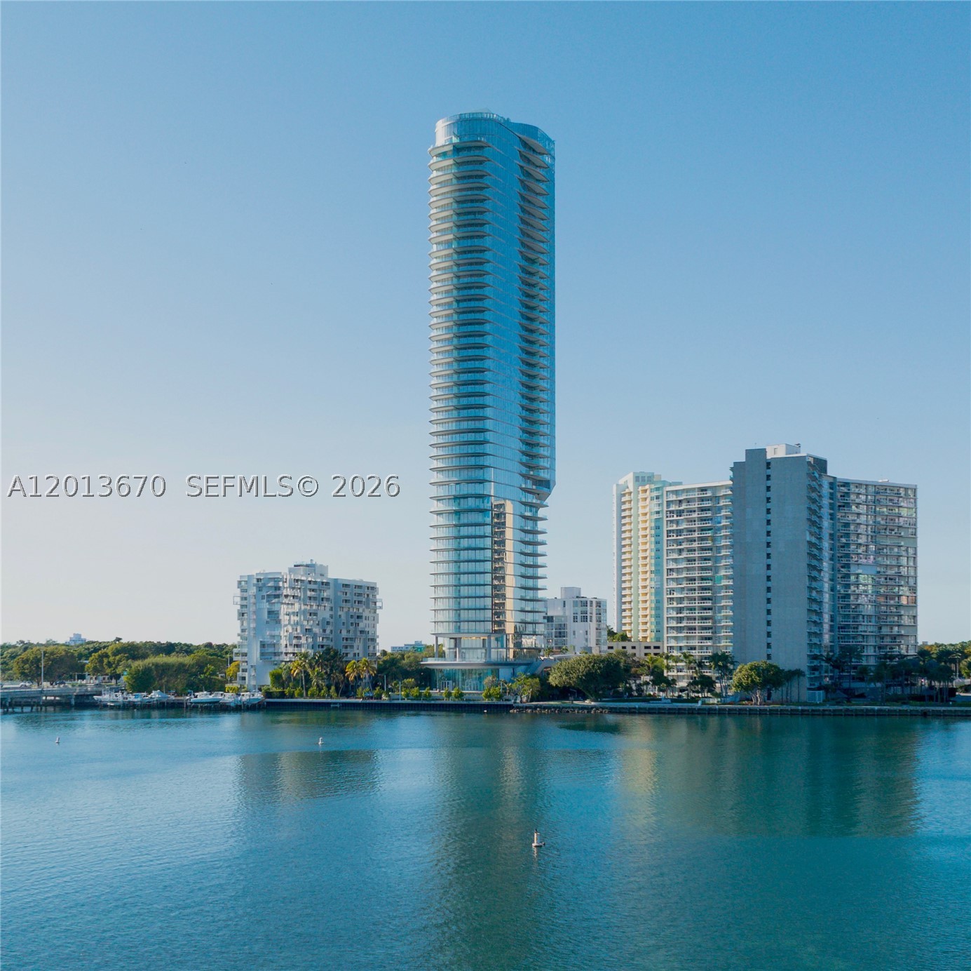 Una Residences - Residential