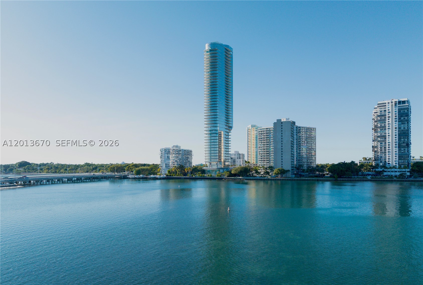 Una Residences - Residential
