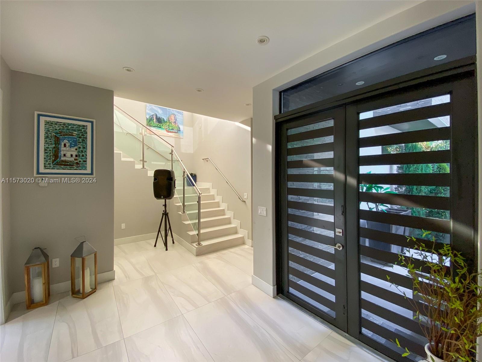 BISCAYNE KEY ESTATES - Residential