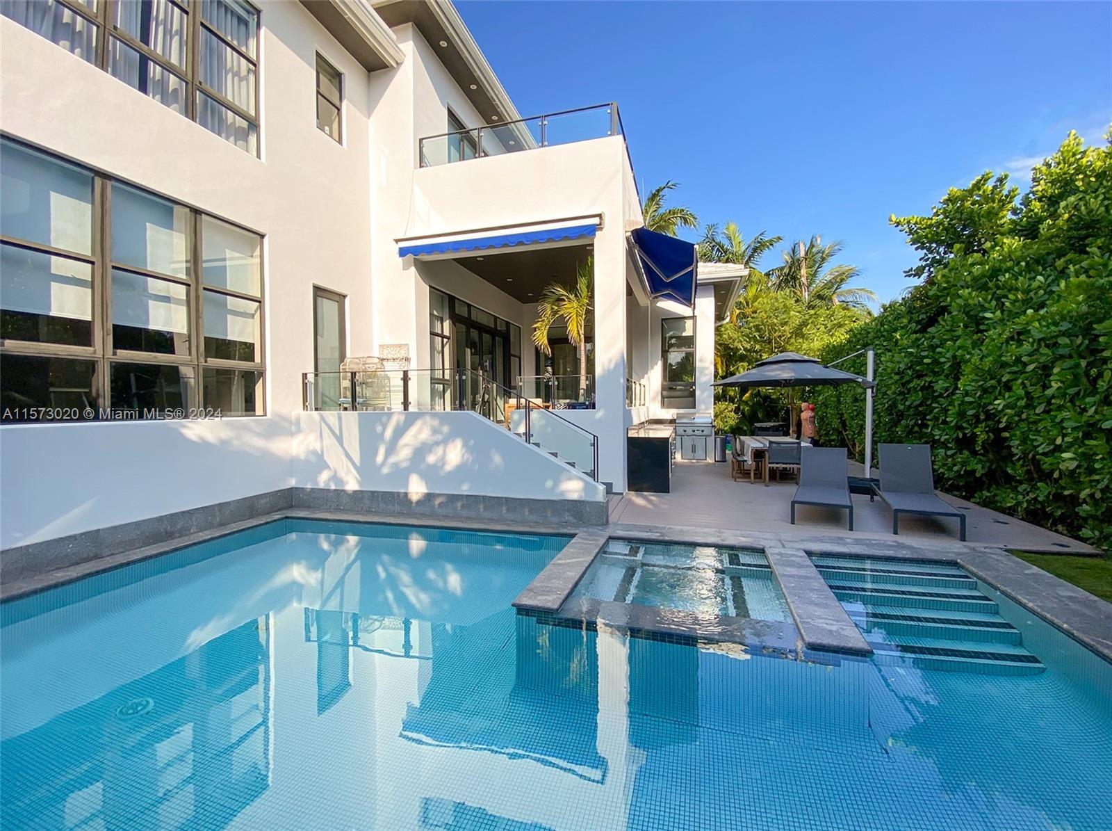 BISCAYNE KEY ESTATES - Residential
