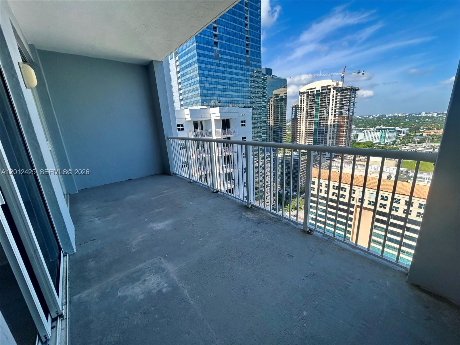 THE SAIL CONDO - Residential