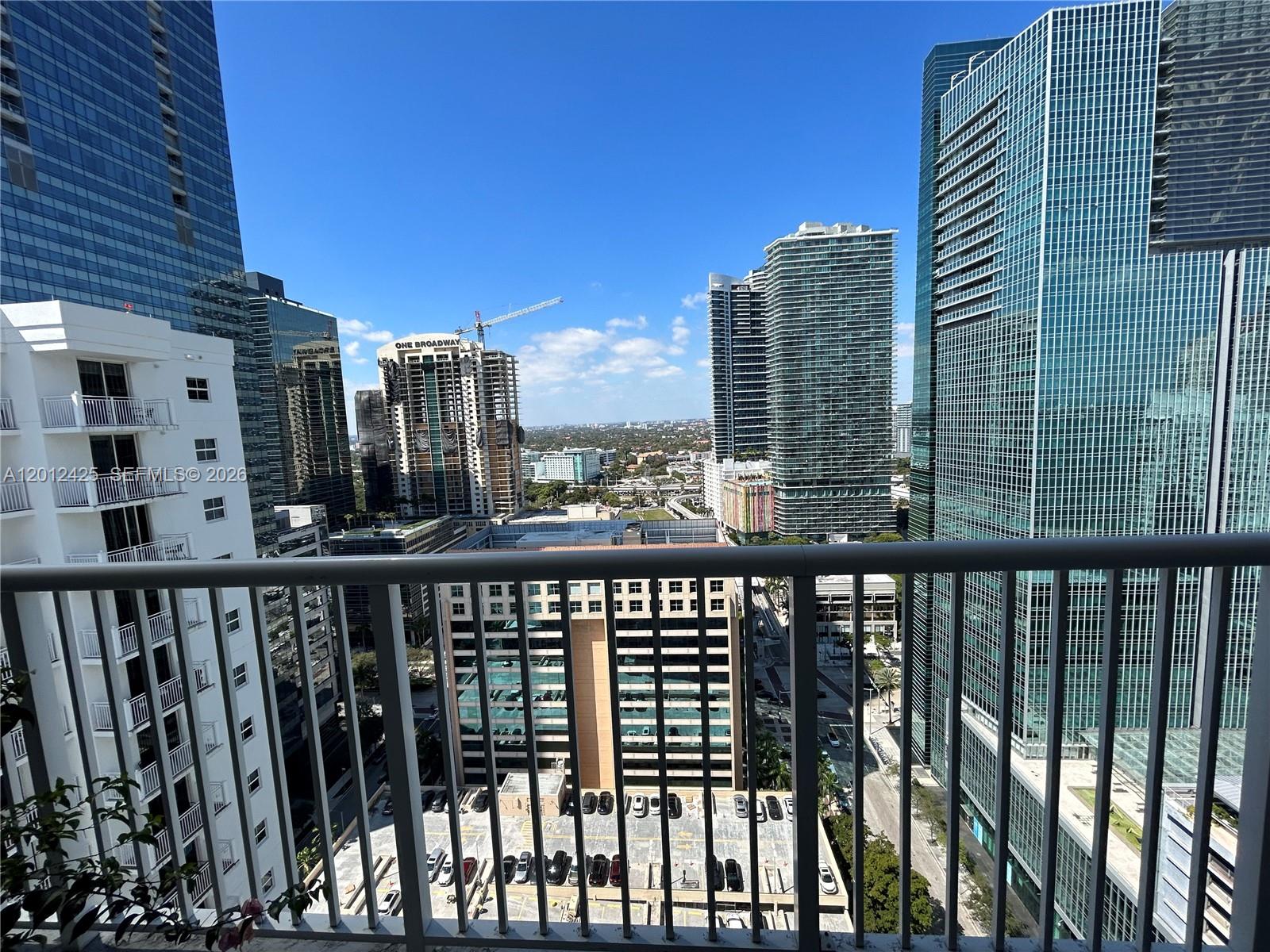 THE SAIL CONDO - Residential