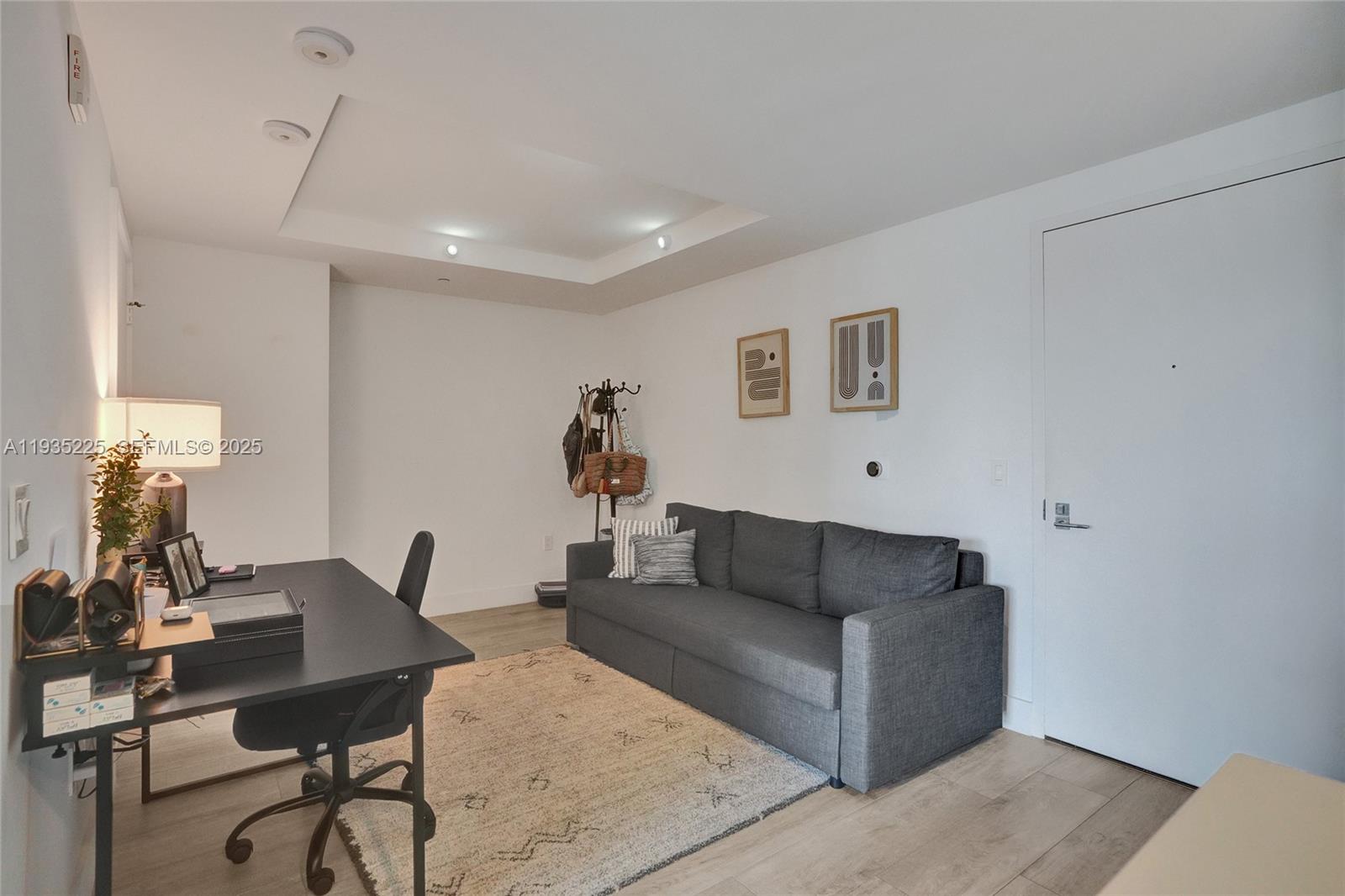 3401 MIDTOWN CONDO - Residential