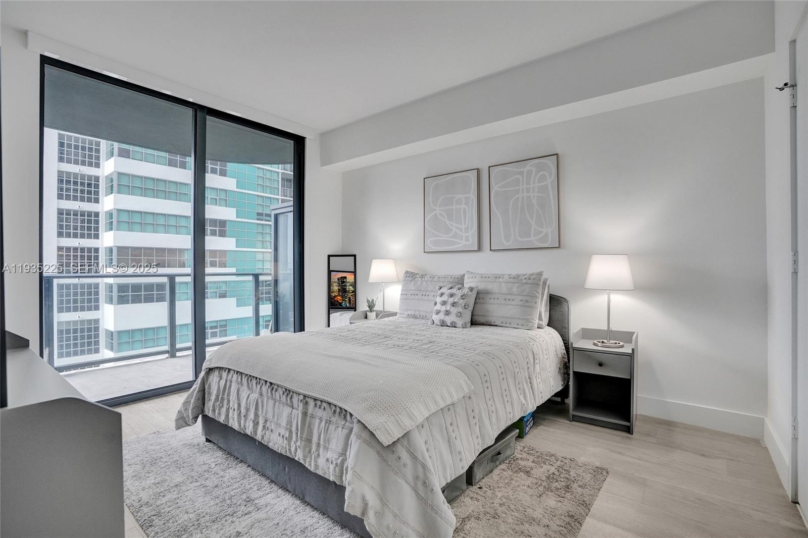 3401 MIDTOWN CONDO - Residential