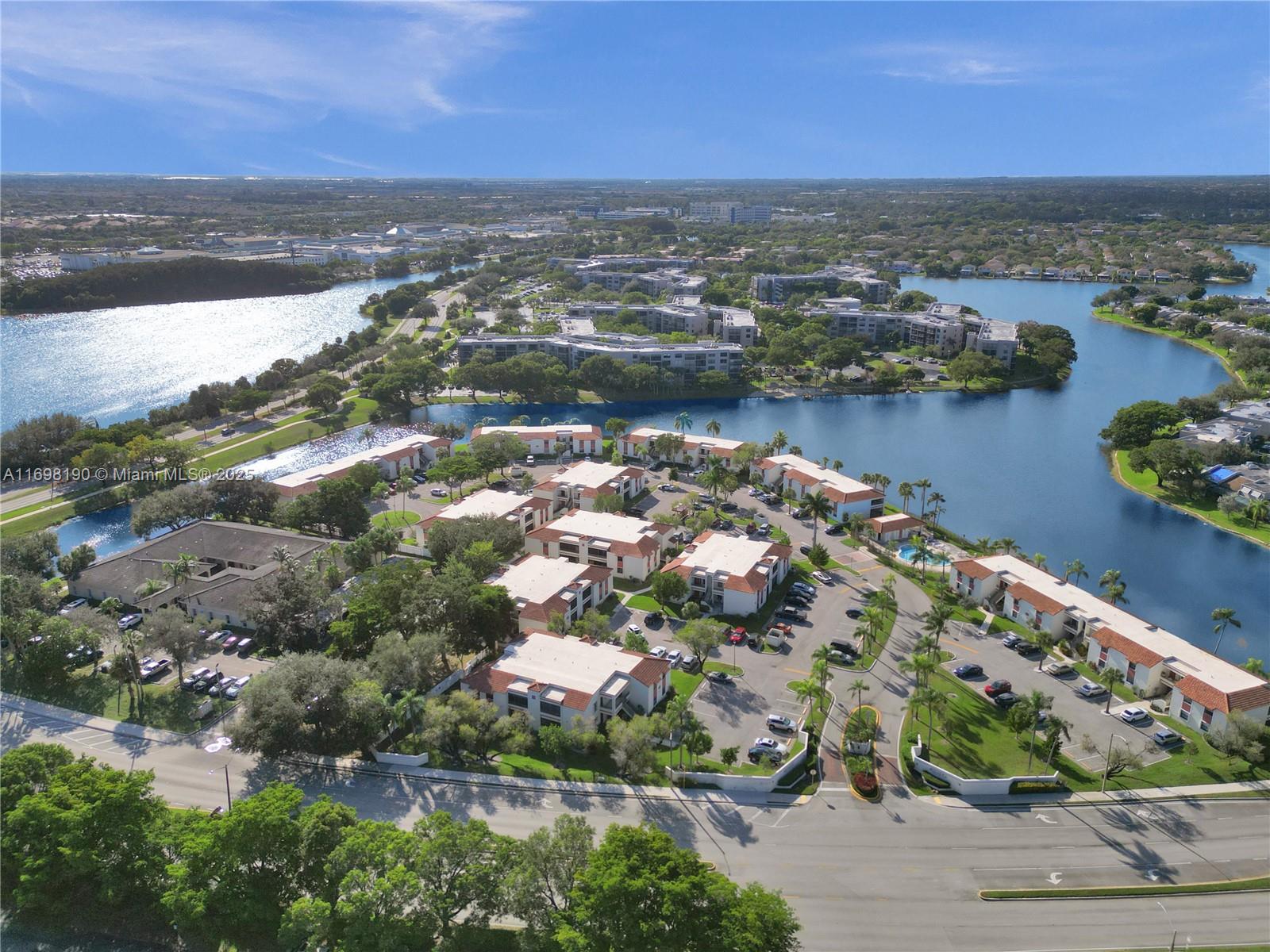 PIERPOINTE EAST CONDO TWO - Residential