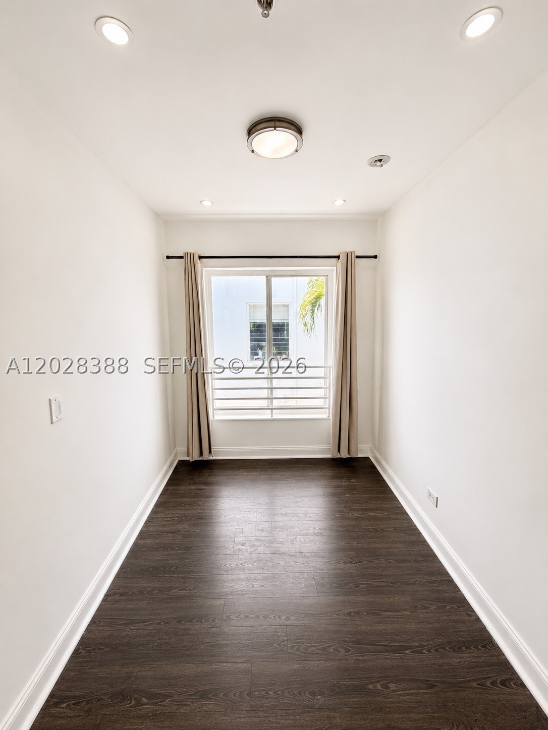 LINCOLN SUB - Residential Lease