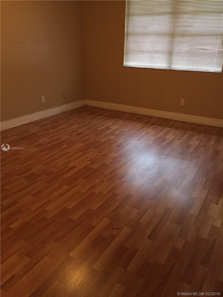 PEMBROKE POINTE - Residential Lease
