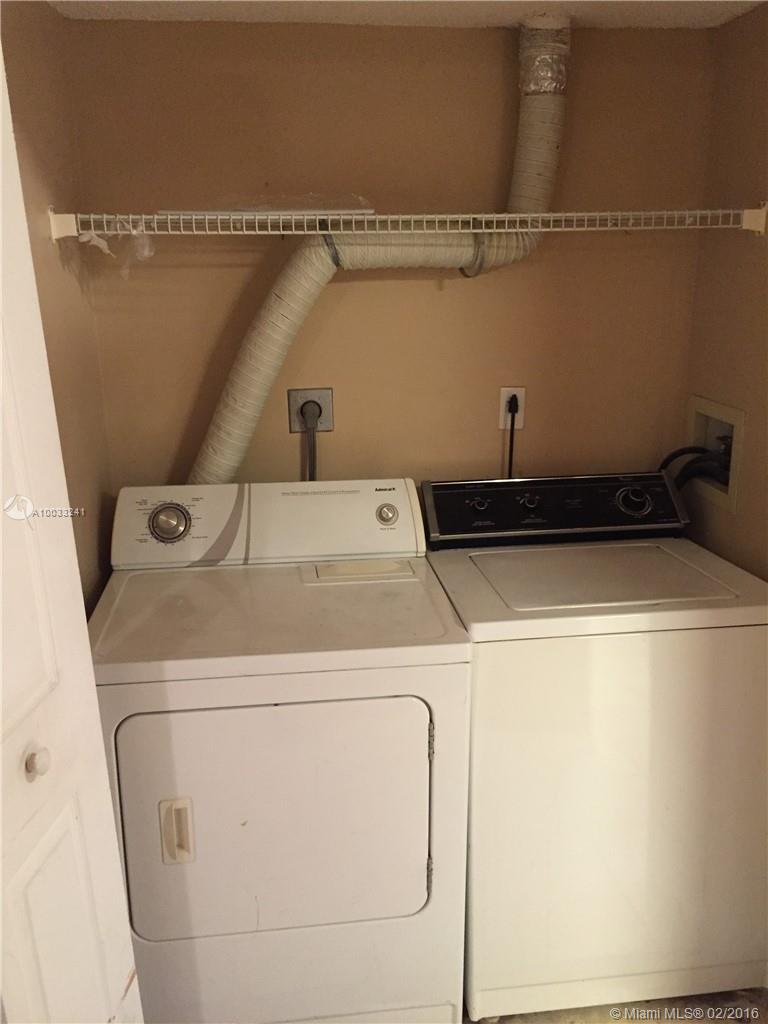PEMBROKE POINTE - Residential Lease