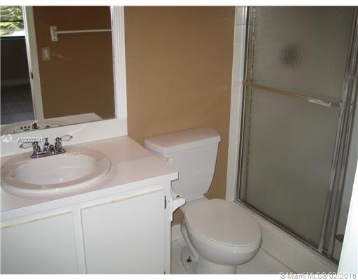 PEMBROKE POINTE - Residential Lease