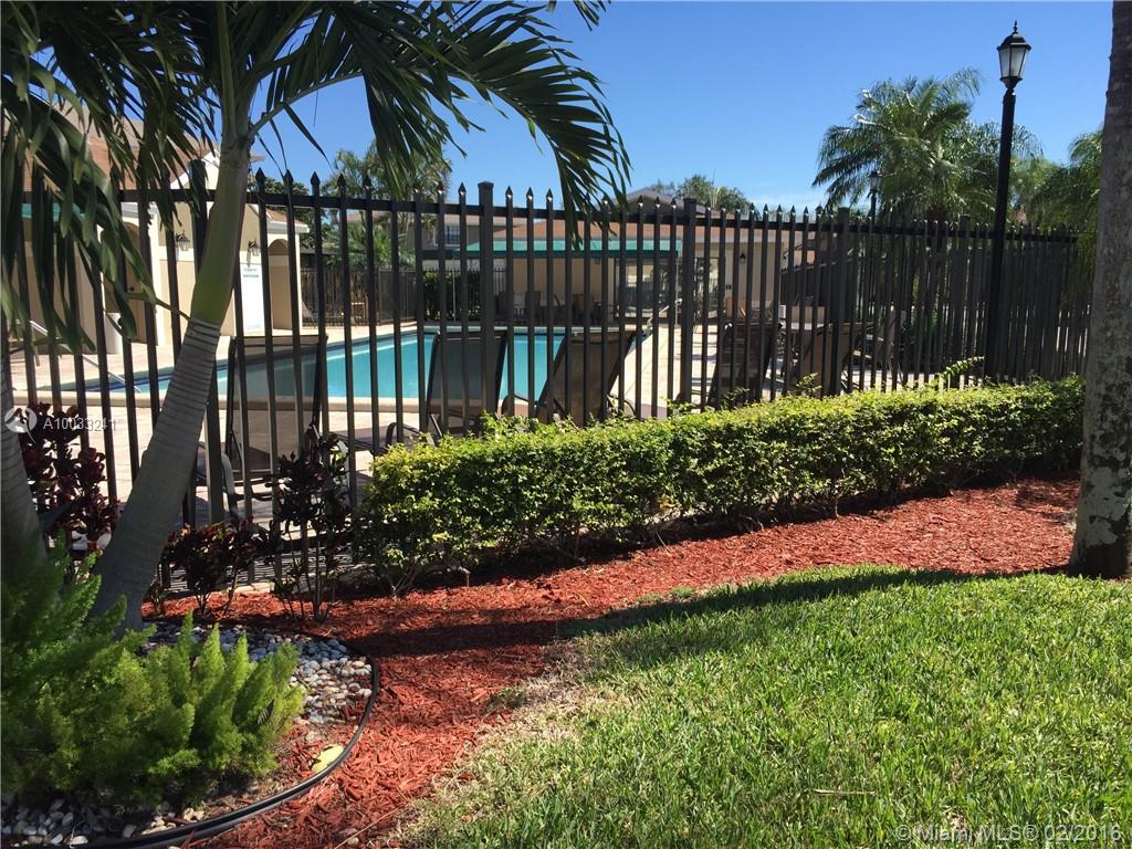 PEMBROKE POINTE - Residential Lease