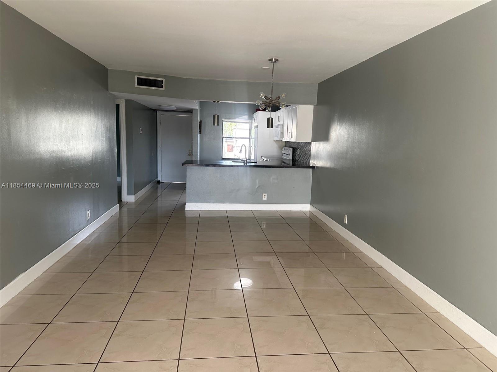GARDENS AT PEMBROKE LAKES - Residential Lease
