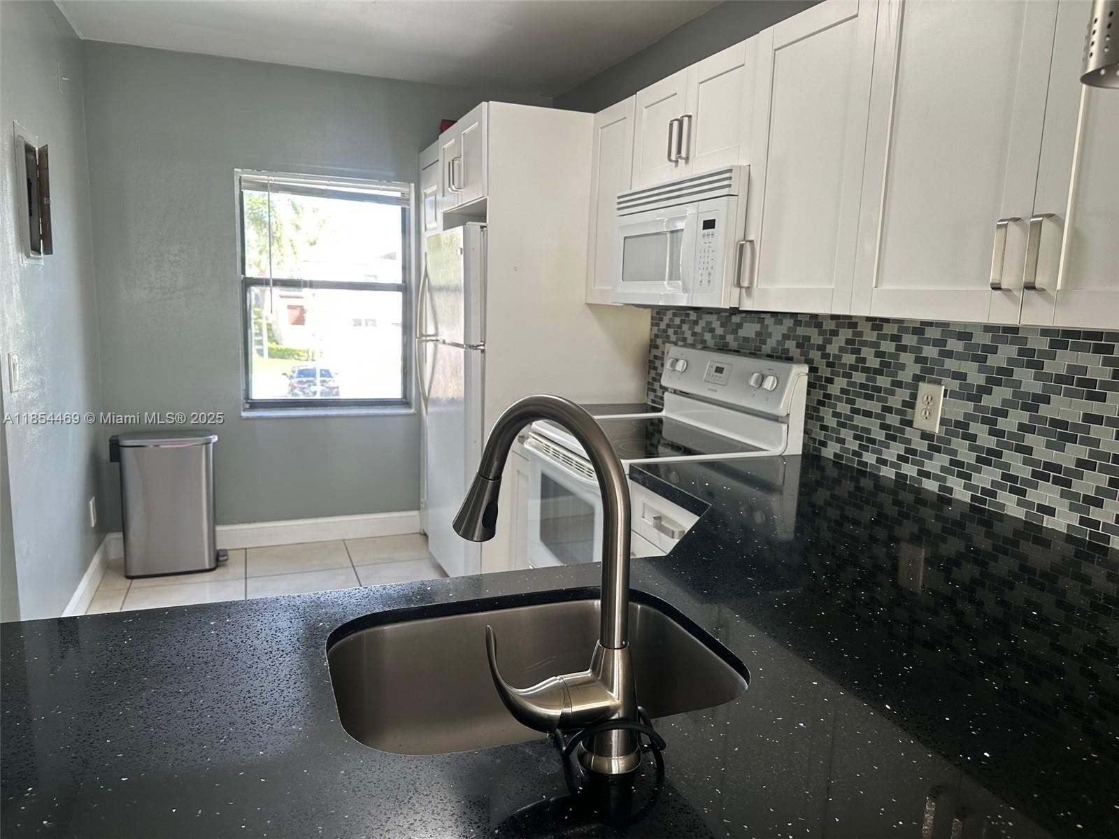 GARDENS AT PEMBROKE LAKES - Residential Lease