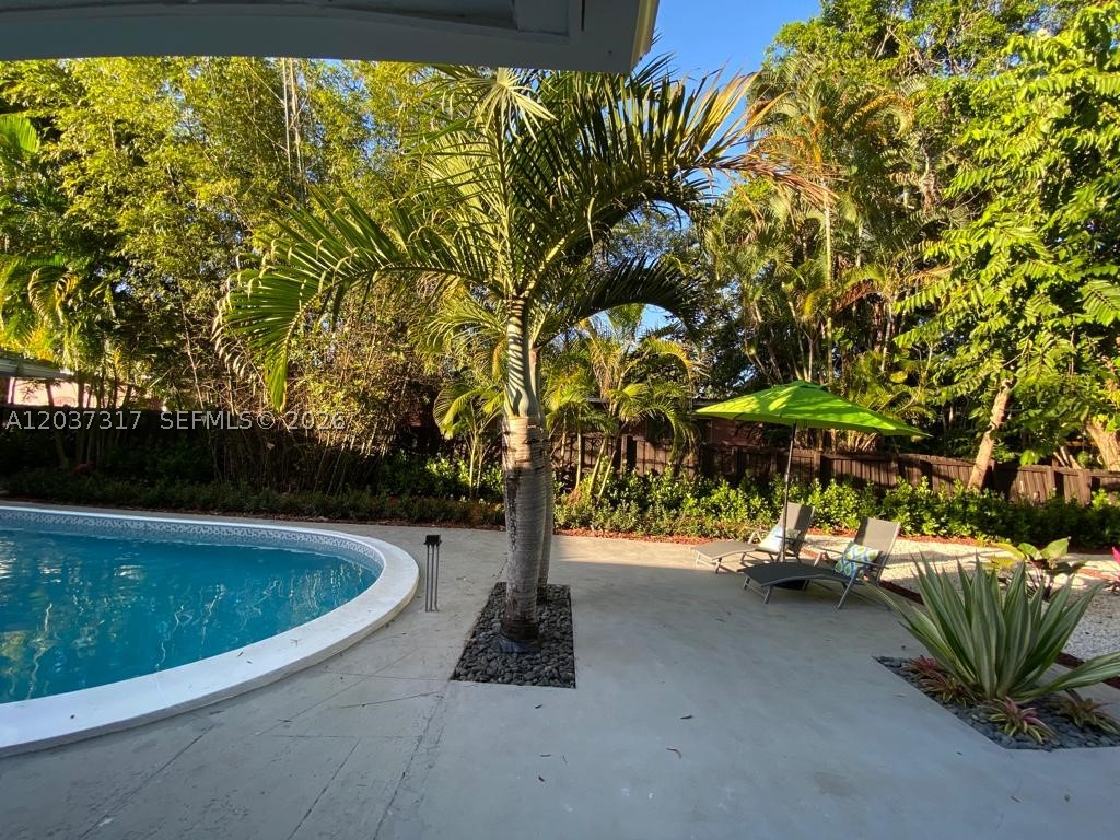 ROBERTSON PARK - Residential