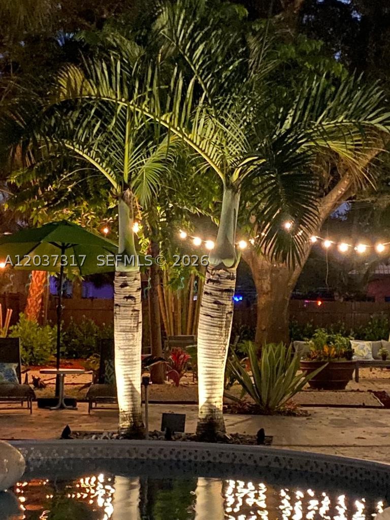 ROBERTSON PARK - Residential