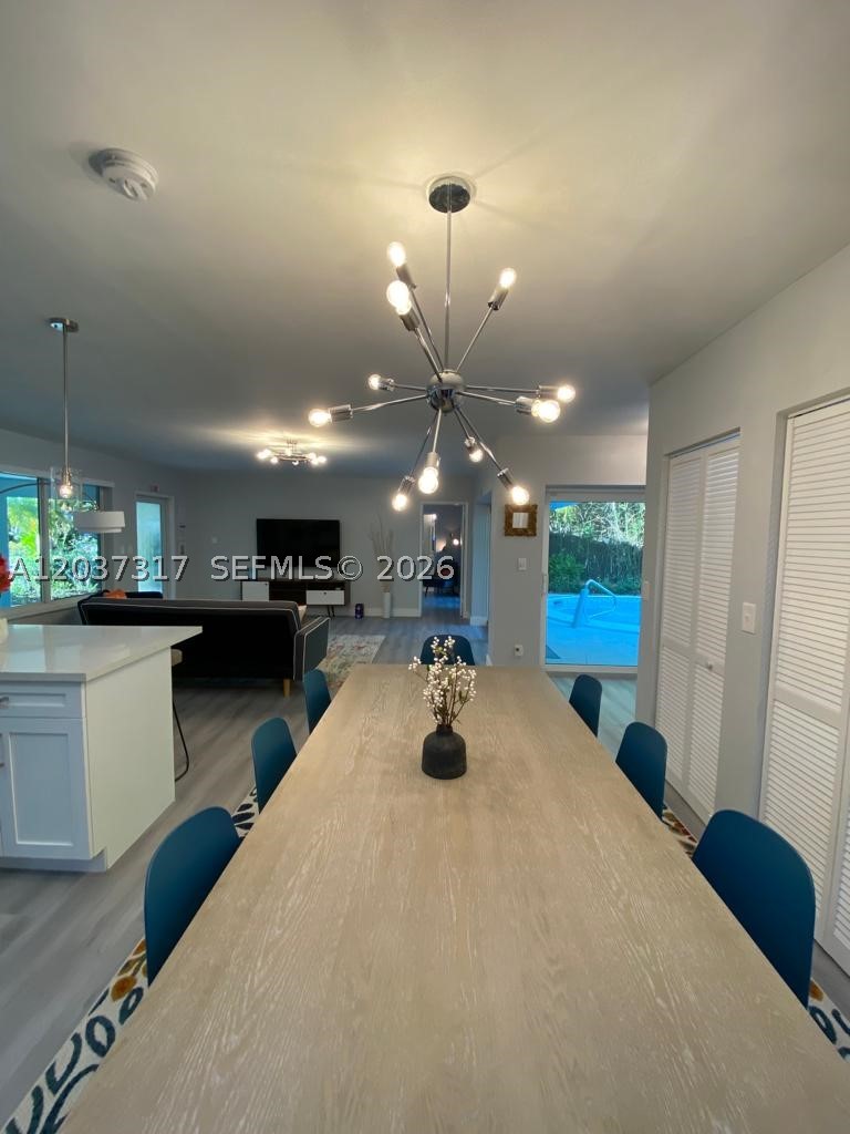 ROBERTSON PARK - Residential