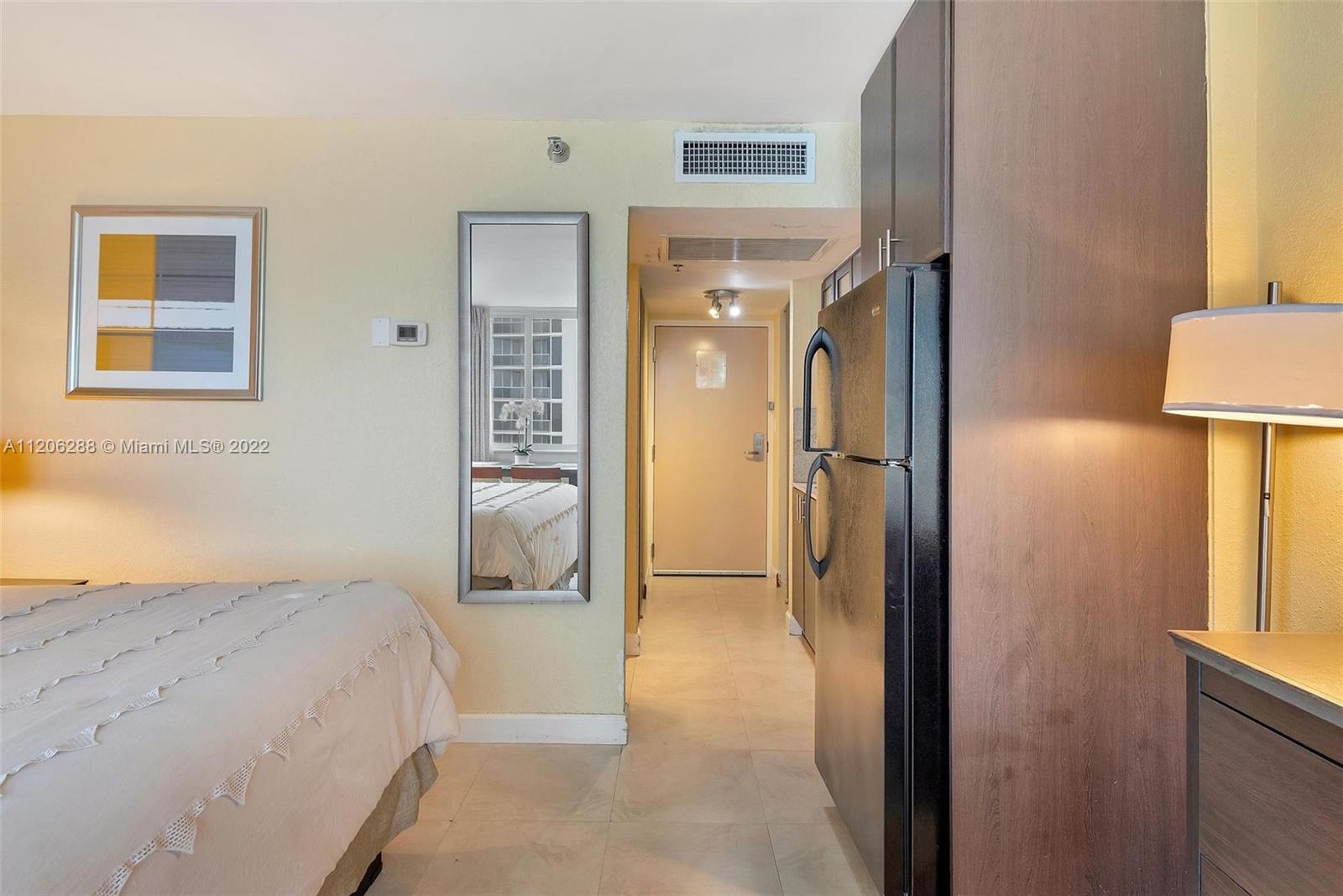 THE AVENTURA BEACH CLUB C - Residential