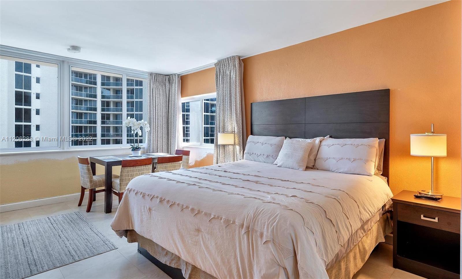 THE AVENTURA BEACH CLUB C - Residential