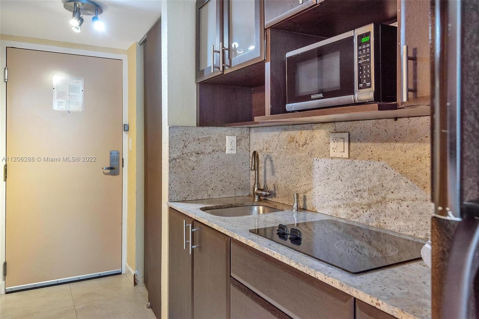 THE AVENTURA BEACH CLUB C - Residential