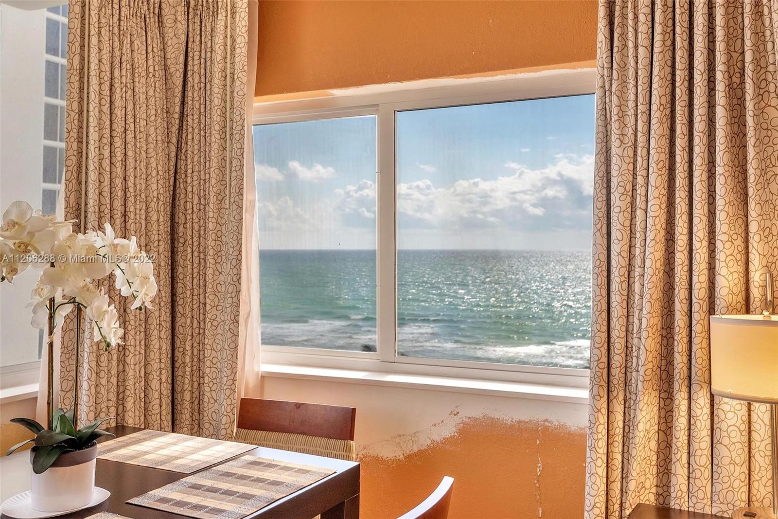 THE AVENTURA BEACH CLUB C - Residential