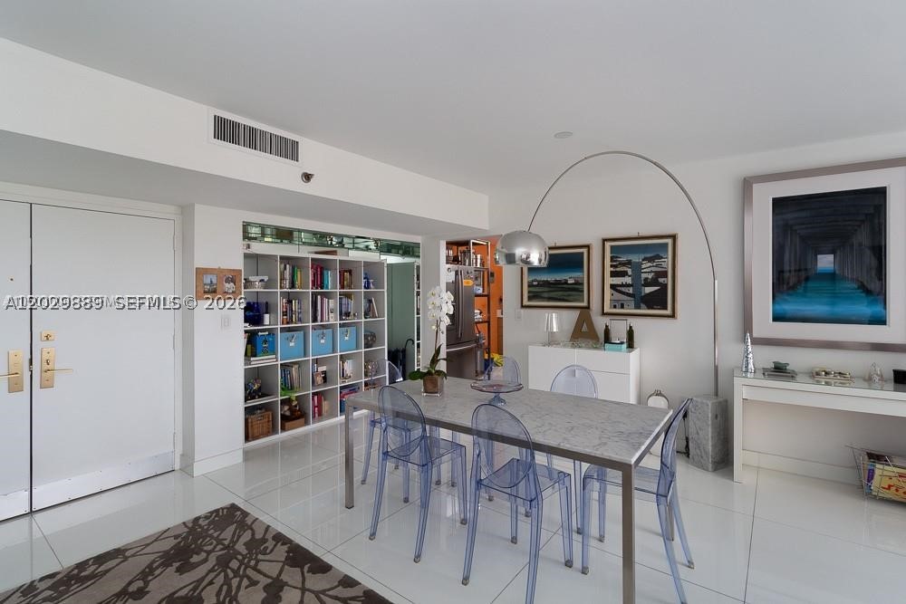 NINE ISLAND AVENUE CONDO - Residential Lease