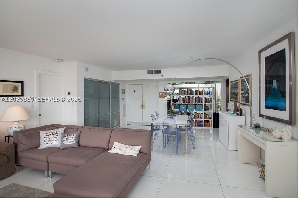 NINE ISLAND AVENUE CONDO - Residential Lease