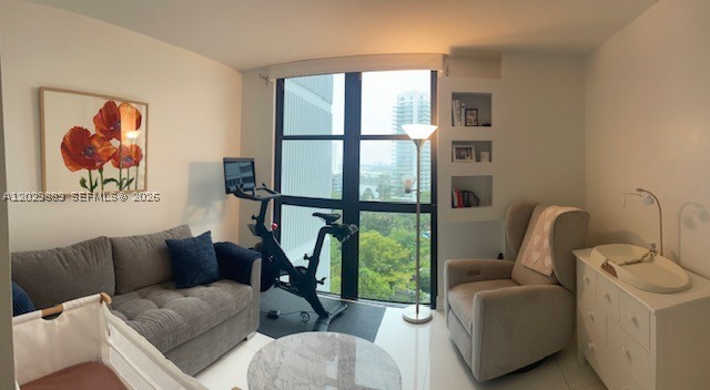 NINE ISLAND AVENUE CONDO - Residential Lease