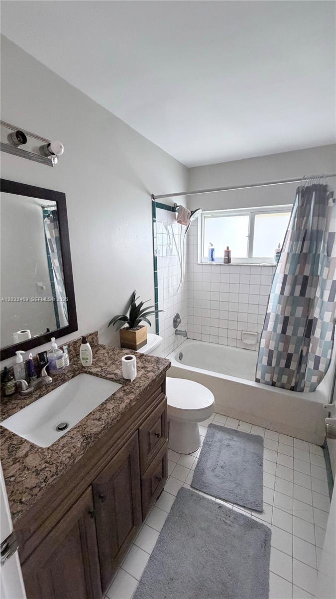 PARKWOOD HOMES - Residential